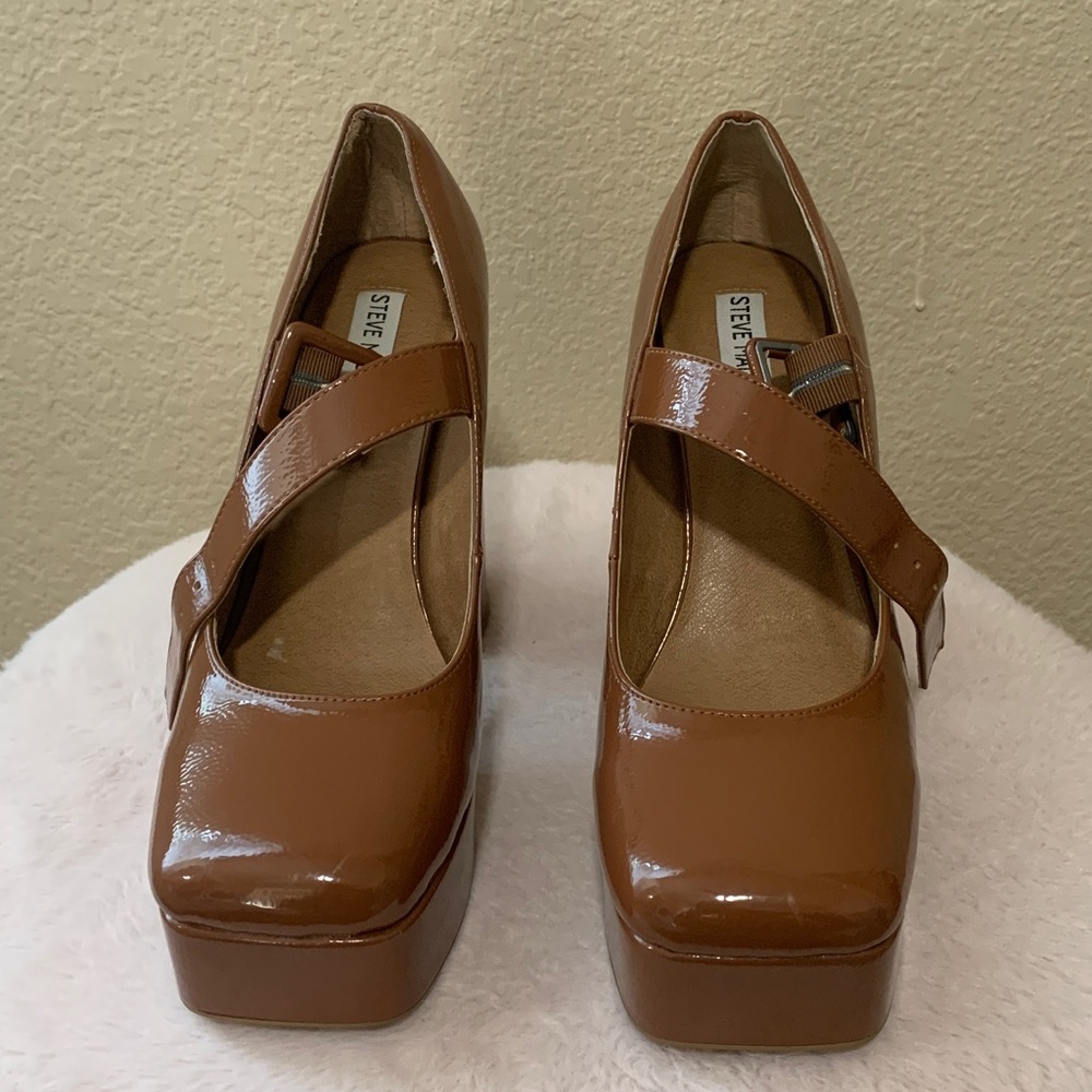 Steve Madden Tan Single Layer Platform Mary Jane Heels w/ Wide Strap